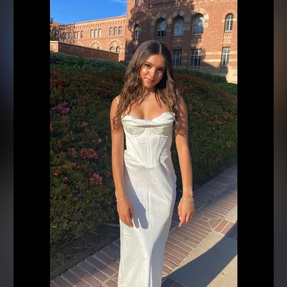 House of CB CHARMAINE IVORY CORSET MAXI DRESS white XS NWOT - Picture 6 of 13